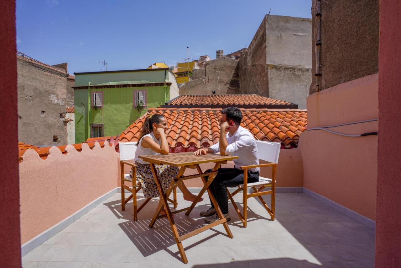 Casa Mirto Hotel Bosa Bagian luar foto