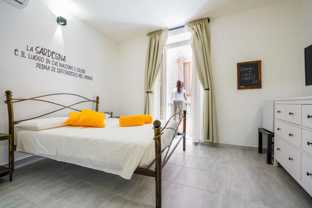 Casa Mirto Hotel Bosa Bagian luar foto